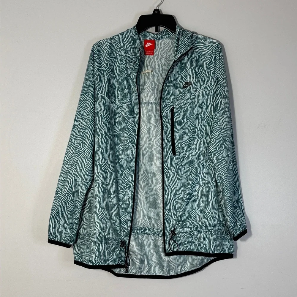 Nike Jacket Green & White Rain Zip Front, Hooded in‎ Size XL  EUC